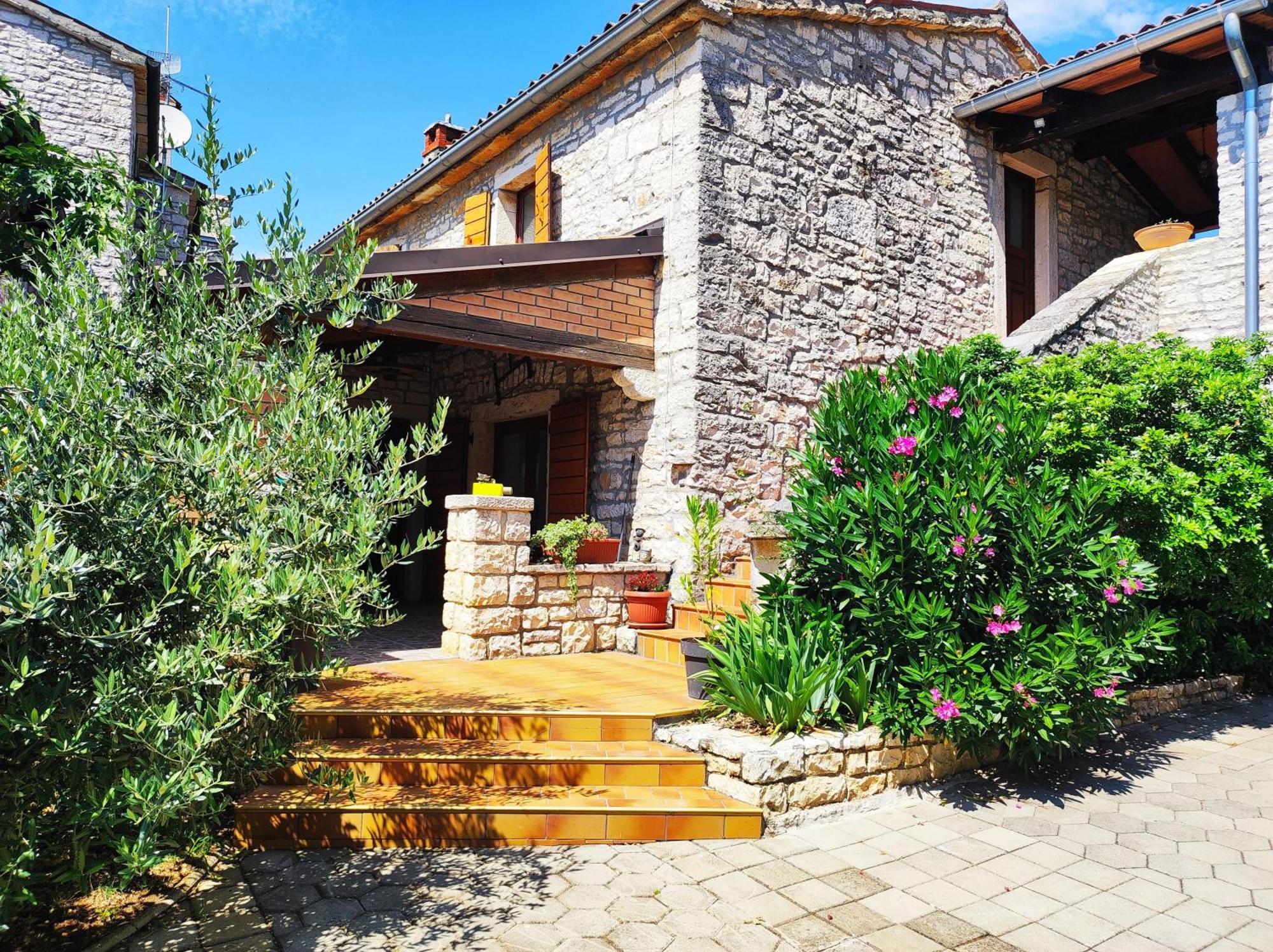 Apartments Bertetic Kanfanar Dış mekan fotoğraf